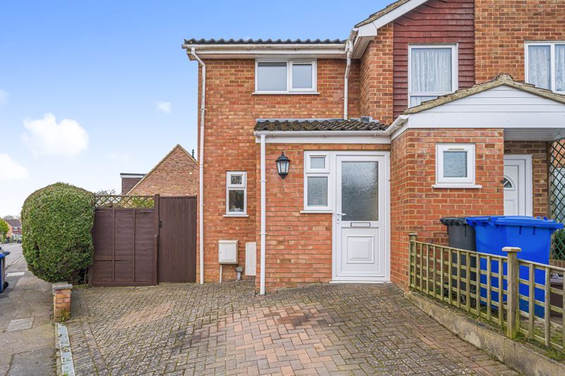 1 bed semidetached house for sale in Glebe Drive, Brackley NN13 Zoopla