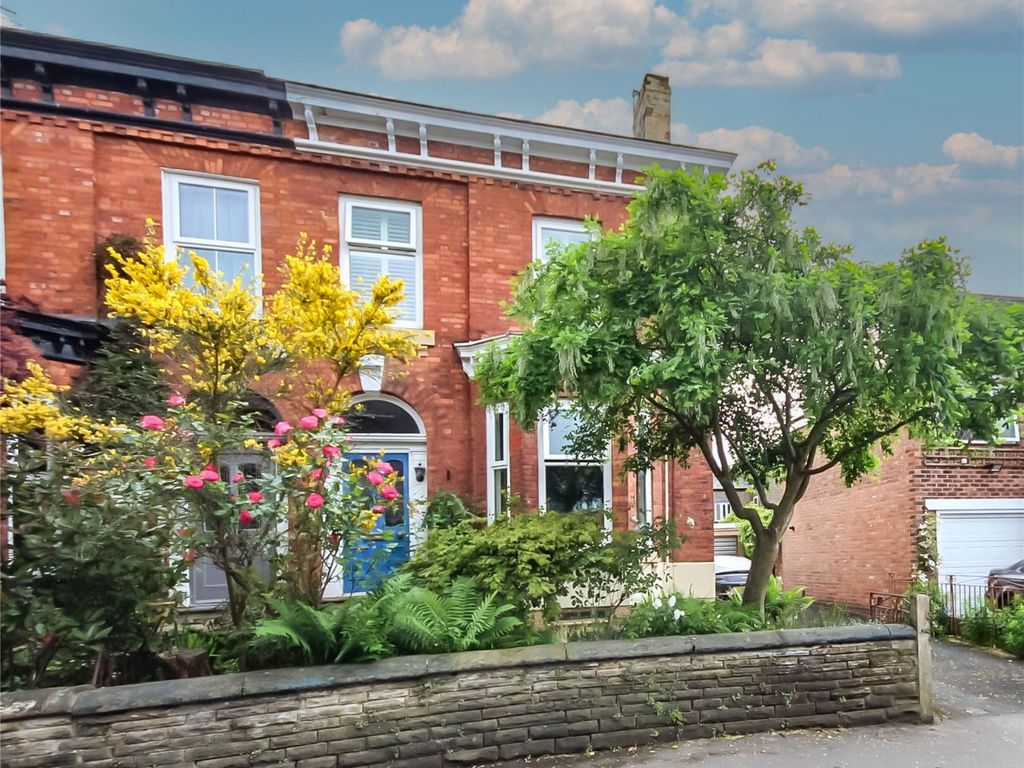 5 bed semidetached house for sale in Kenwood Road, Stretford