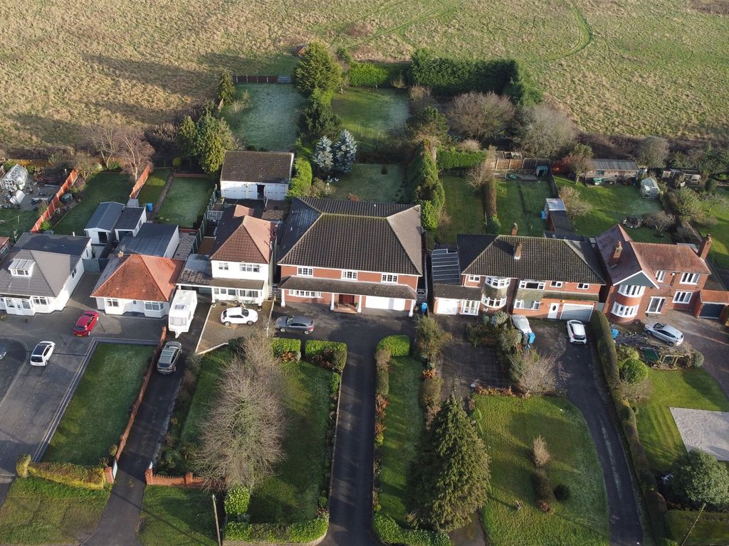 5 bed detached house for sale in Cannock Road, Westcroft, Wolverhampton