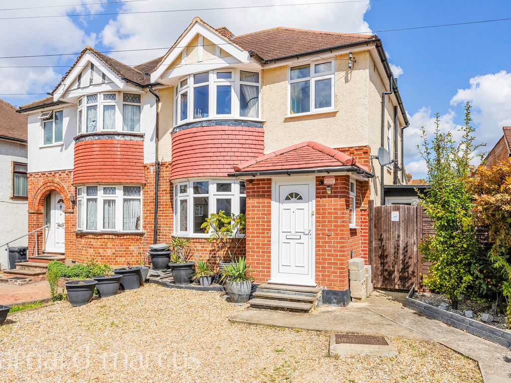 3 bed semidetached house for sale in Curtis Road, Ewell, Epsom KT19, £