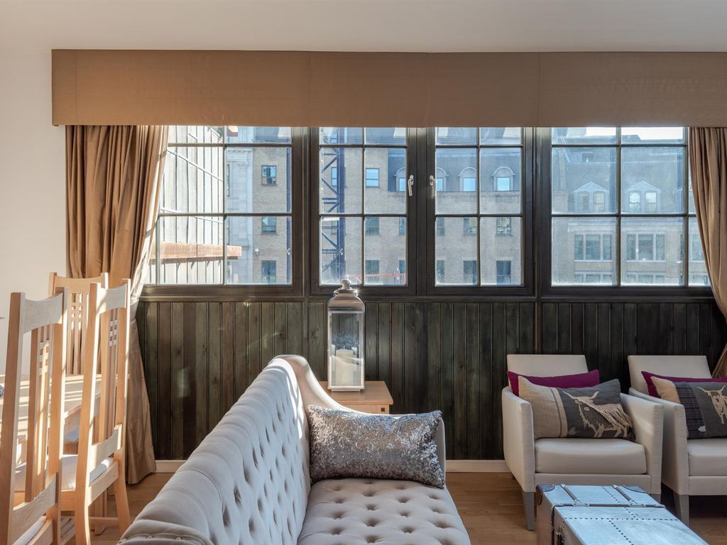 3 Ludgate Square, St Pauls, London EC4M