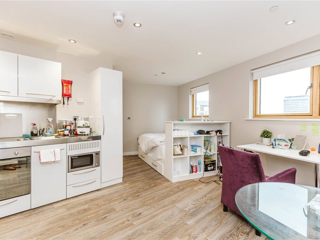 Studio to rent in St. Stephens House, Colston Avenue, City Centre