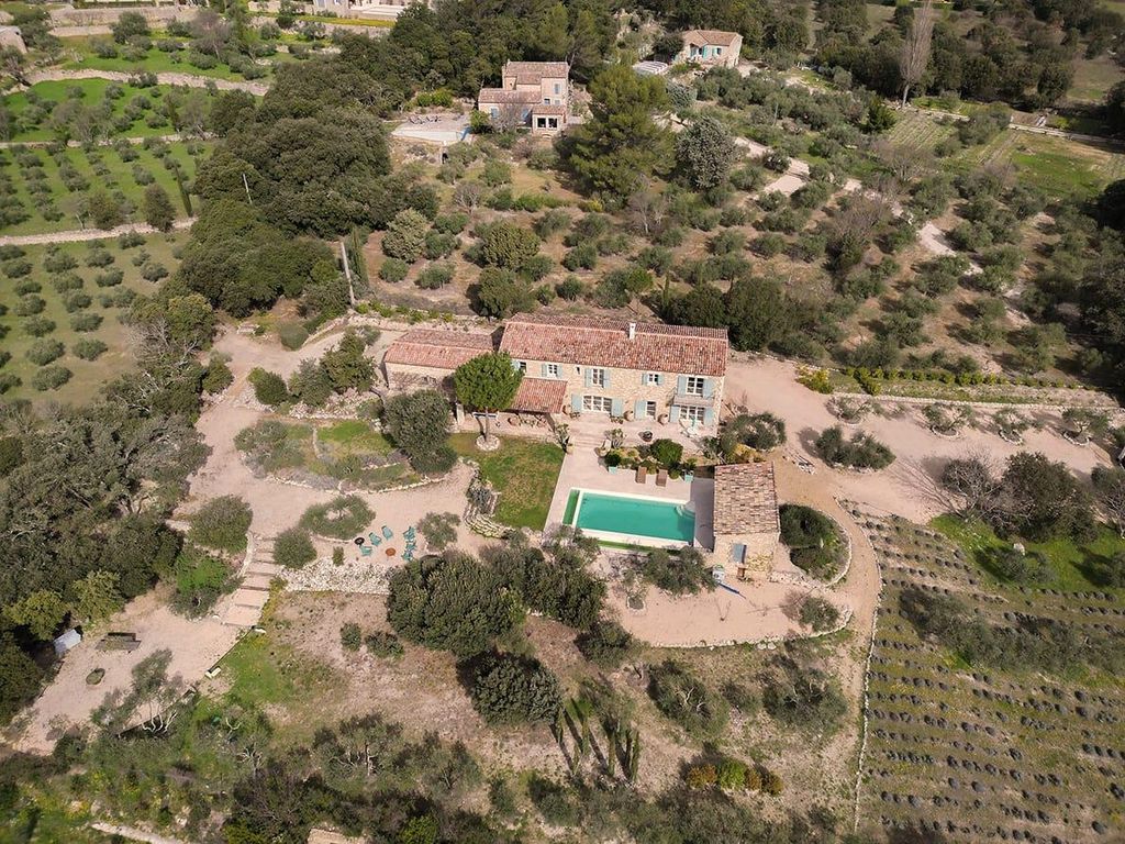 5 bed property for sale in Gordes, Vaucluse, ProvenceAlpesCôte d`Azur, France, £2,965,378 Zoopla