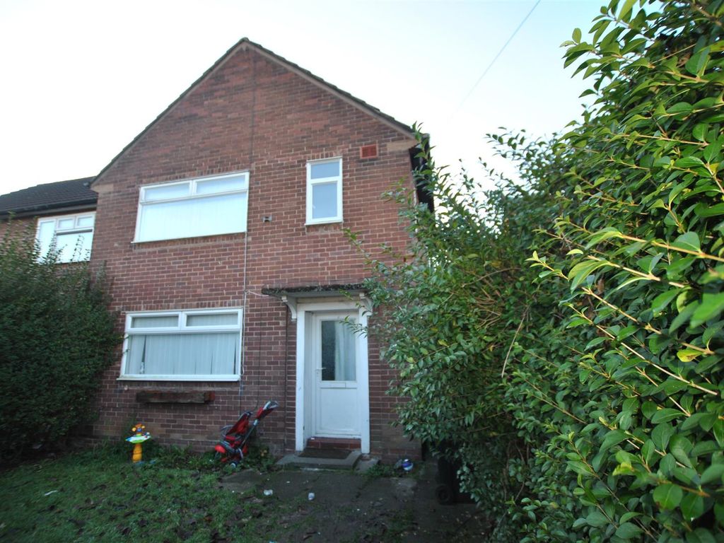 3 bed semidetached house for sale in Gatley Road, Sale M33, £250,000