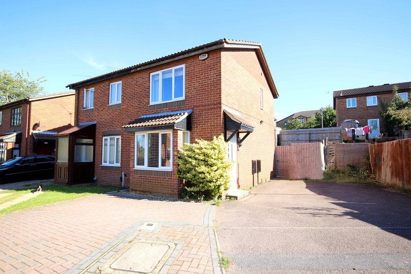 2 bed terraced house to rent in Close, Wellingborough, Northamptonshire. NN8 Zoopla