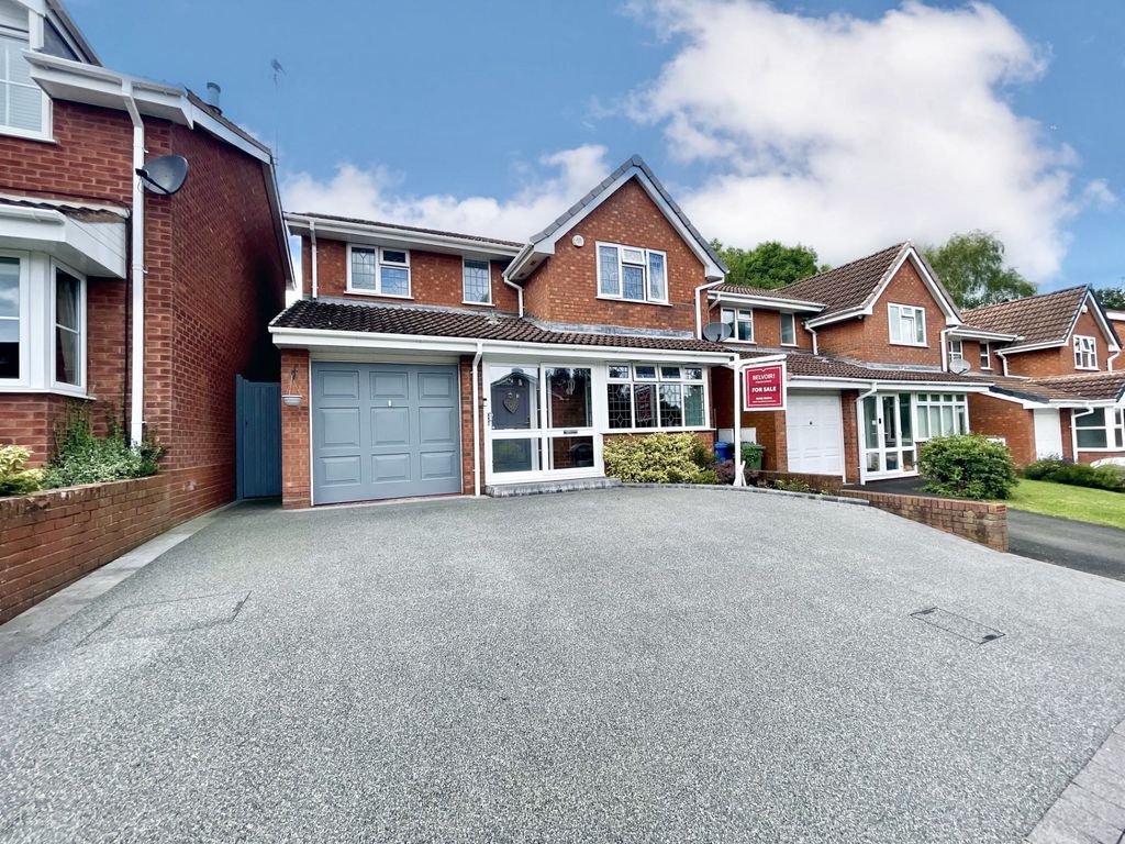 4 bed detached house for sale in Buttermere Drive, Essington