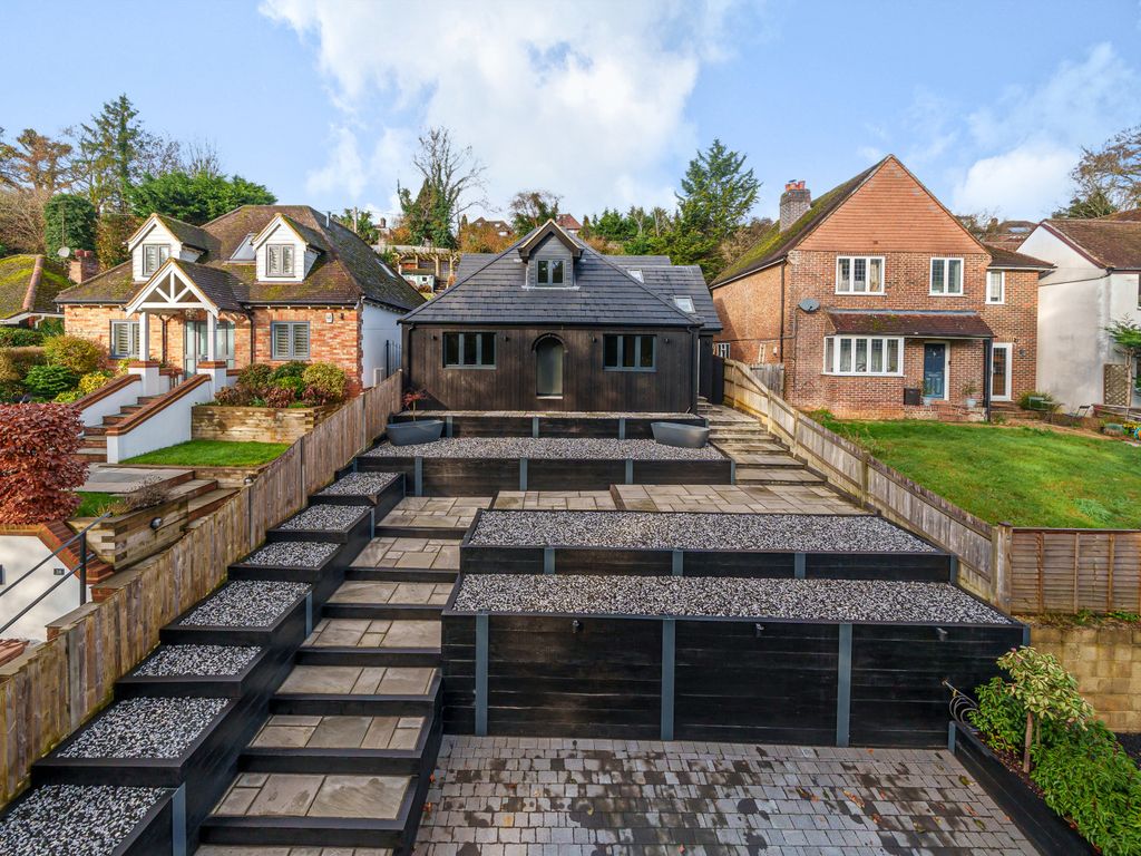 3 bed bungalow for sale in Portsmouth Road, Godalming, Surrey GU7, £