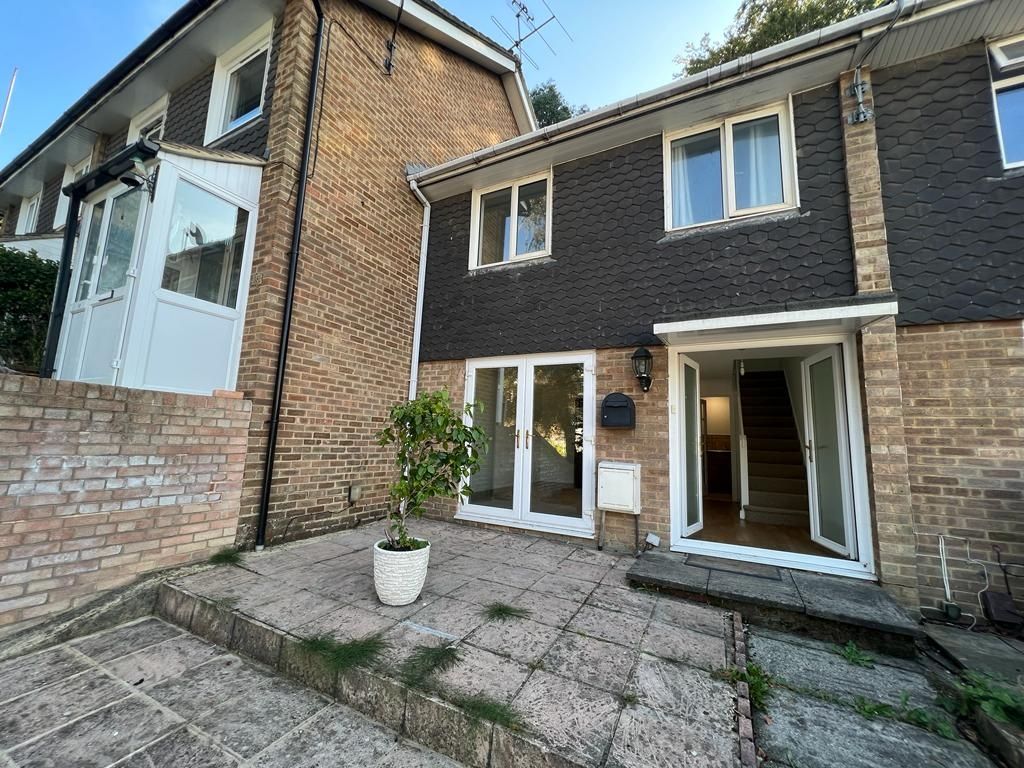 3 bed terraced house for sale in Langbar Close, Southampton SO19, £
