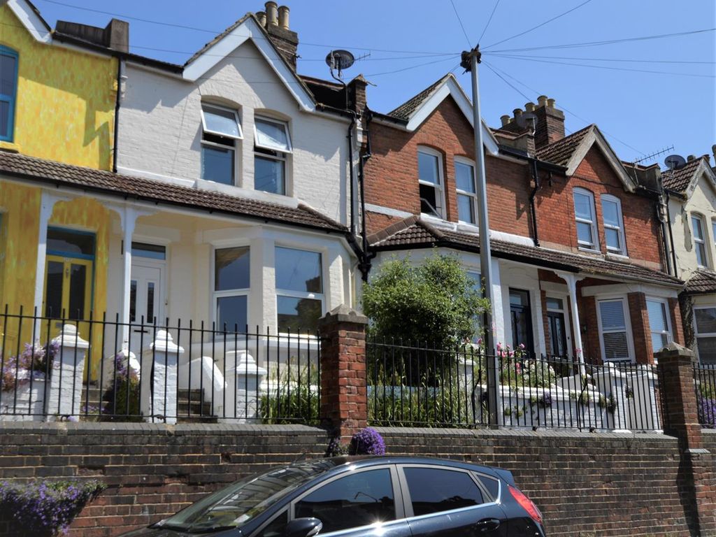 1 bed flat to rent in Stonefield Road, Hastings TN34 Zoopla