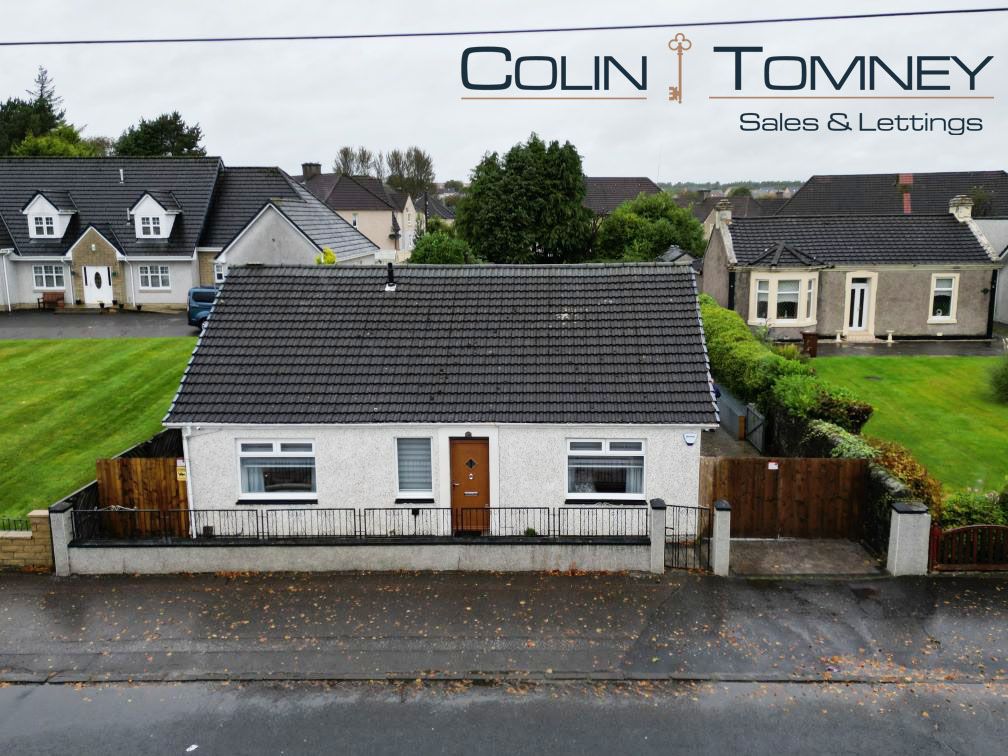 4 bed detached house for sale in Main Street, Plains, Airdrie ML6, £