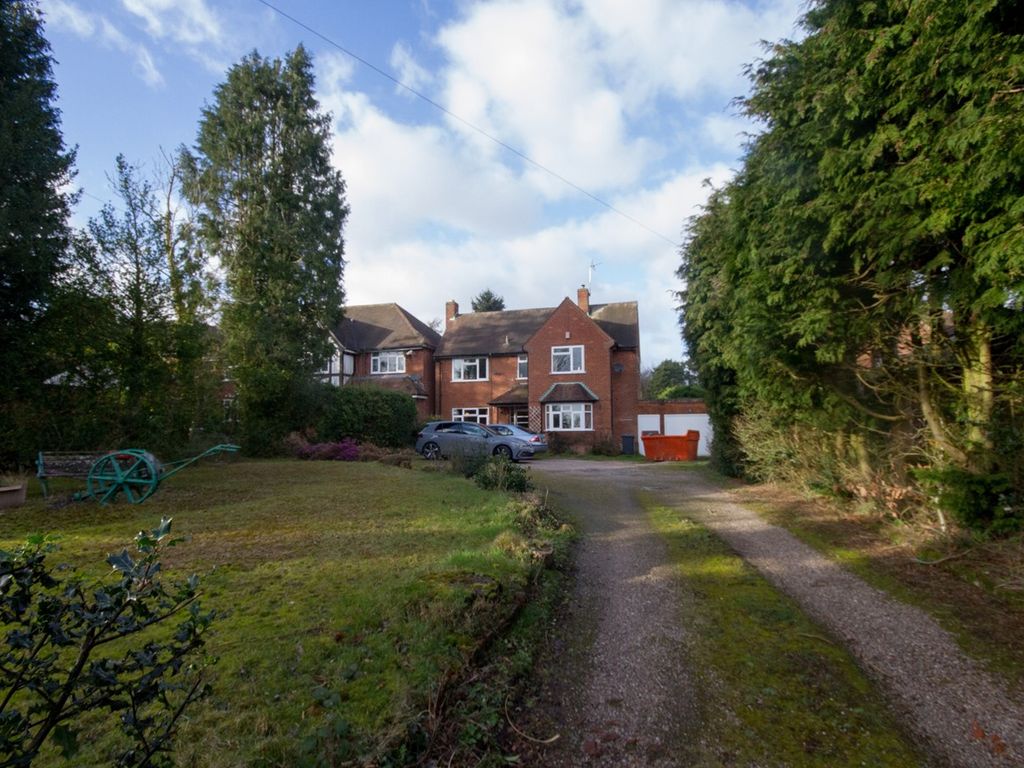 3 bed detached house for sale in Showell Lane, Wolverhampton WV4 Zoopla