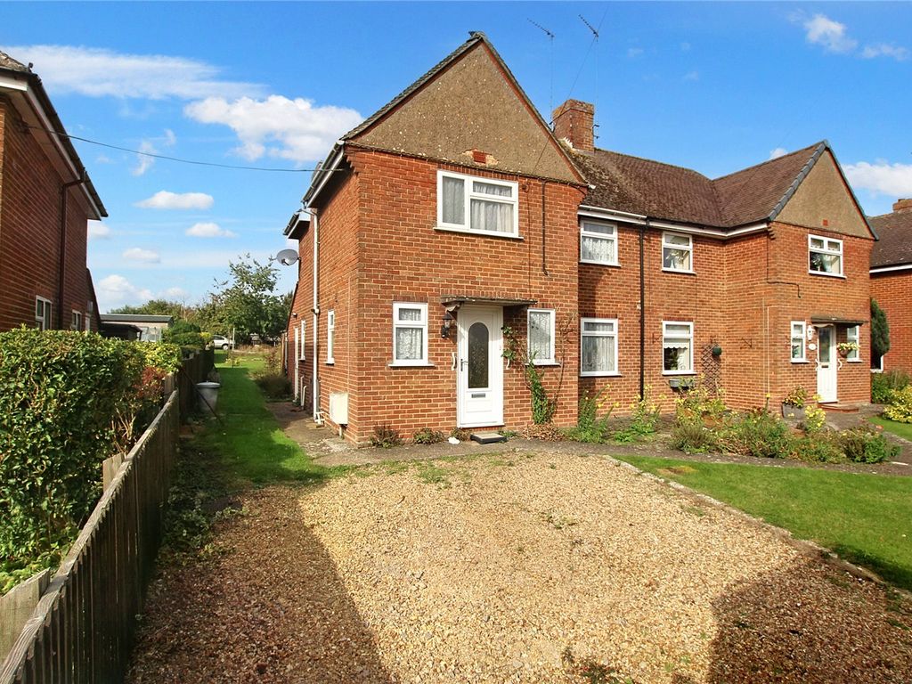 3 bed semidetached house for sale in Biddlesden Road, Westbury