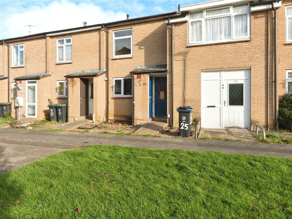 3 bed terraced house for sale in Maple Road, Rushden NN10, £170,000
