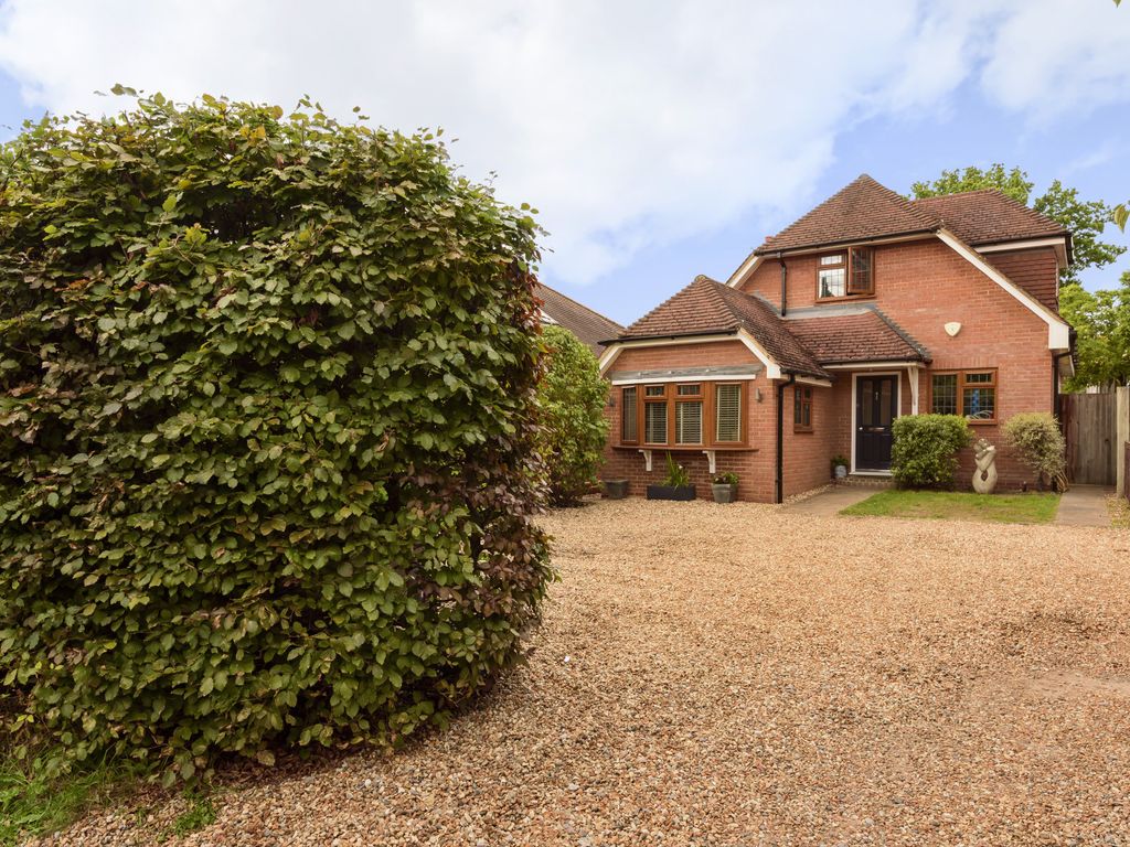 3 bed detached house for sale in Burnt Hill Road, Lower Bourne, Farnham