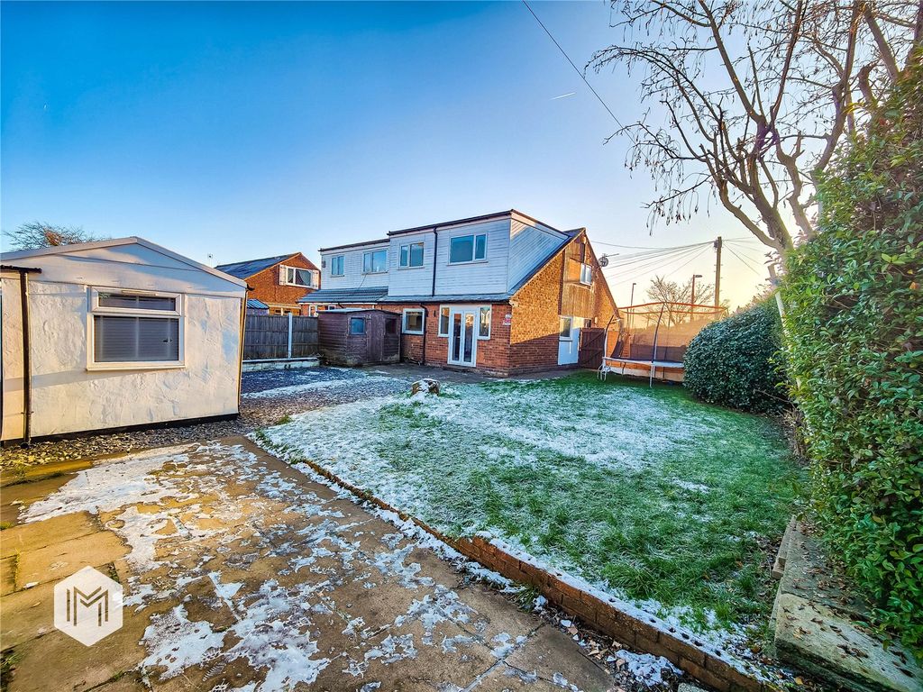 4 bed semidetached house for sale in Charles Street, Swinton