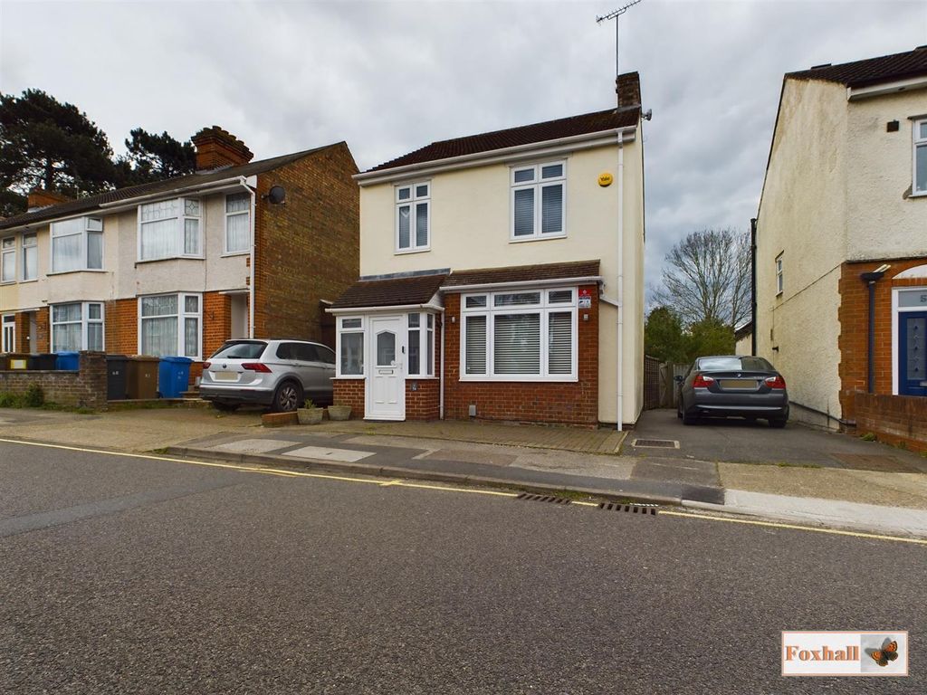 3 bed detached house for sale in Sherrington Road, Ipswich IP1, £