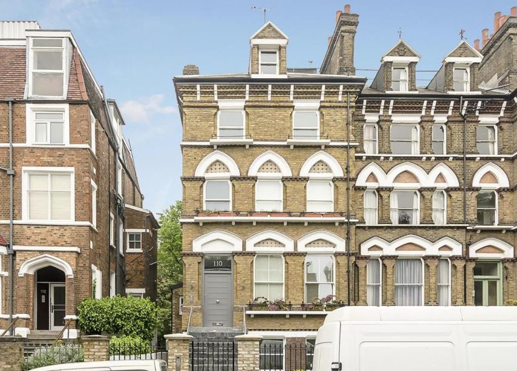 Studio to rent in Fitzjohns Avenue, Hampstead, London NW3 Zoopla