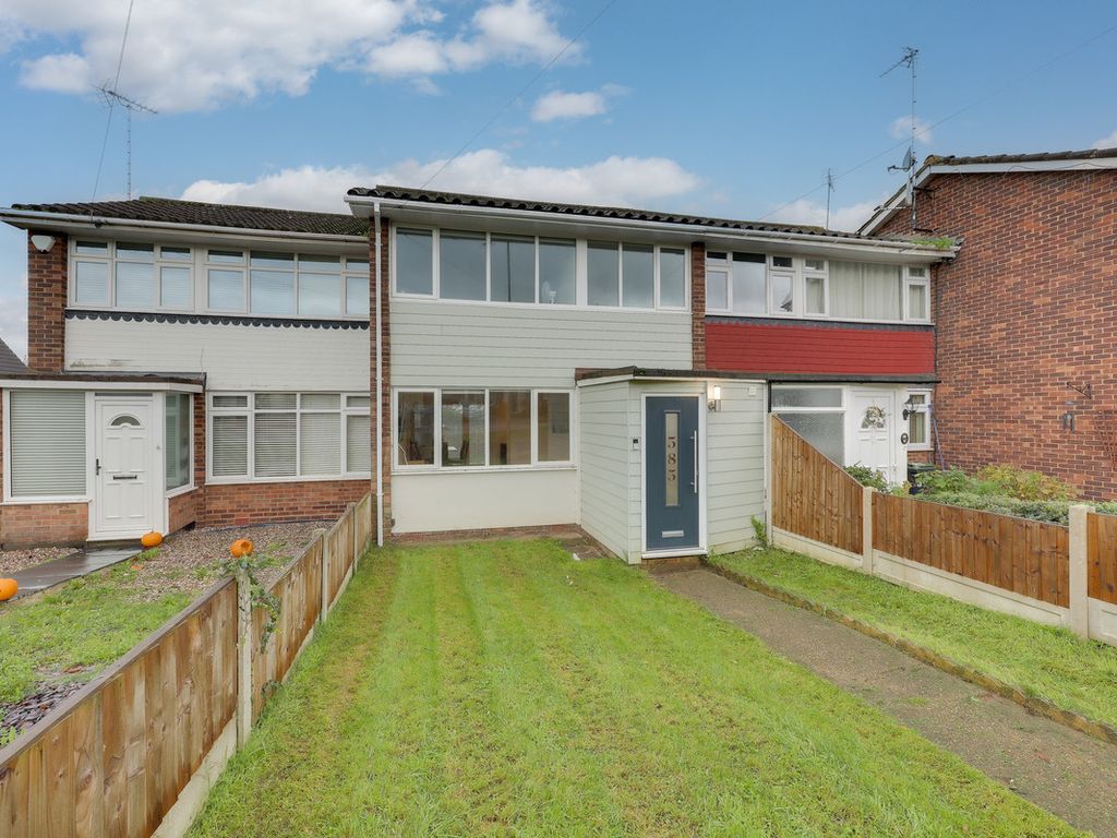 3 bed terraced house for sale in Rayleigh Road, LeighOnSea SS9 Zoopla