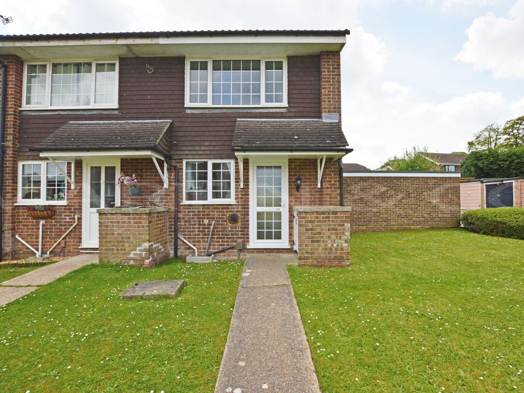2 bed semidetached house to rent in Bentley Close, Chatham ME5 Zoopla