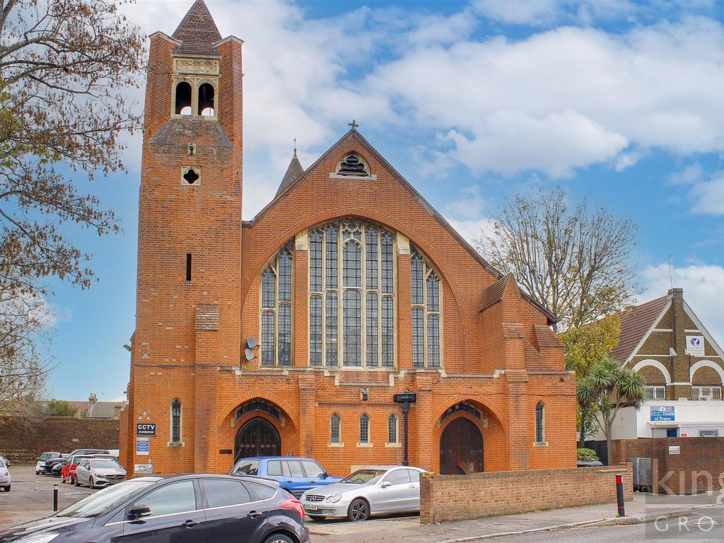 Caroe Court London N9  