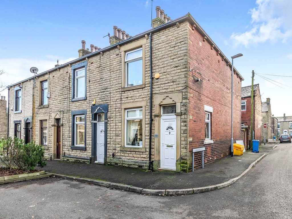 2 bed end terrace house for sale in Gordon Street, Shaw, Oldham