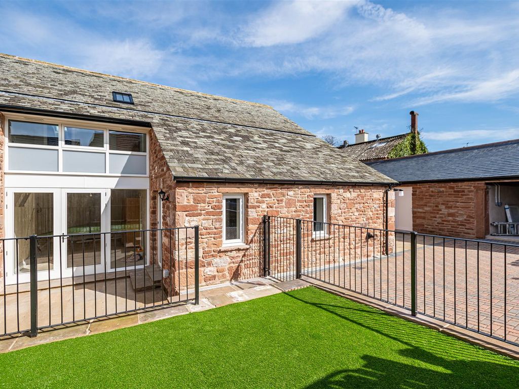 3 bed semidetached house for sale in Linden Park, Temple Sowerby