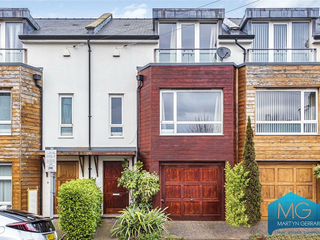 3 bed terraced house for sale in Lincoln Road, East Finchley, London N2 Zoopla