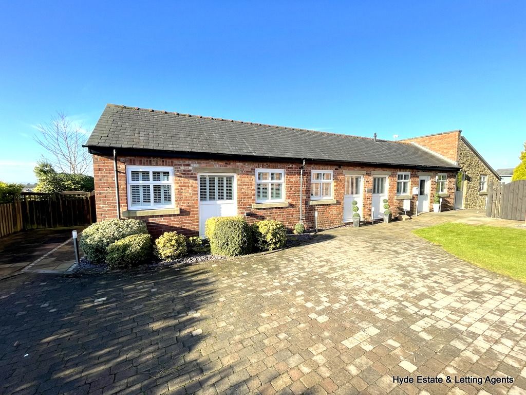 3 bed detached house for sale in The Stables, Butterfield Hall Farm