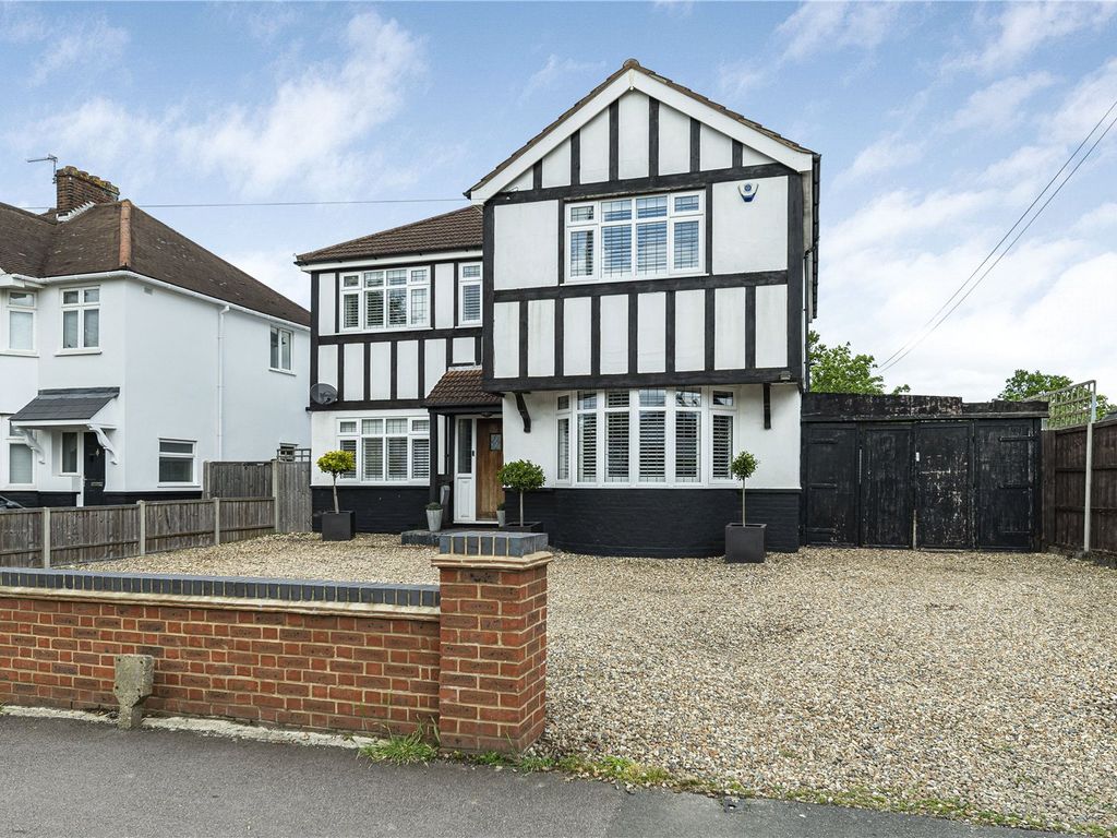 5 bed detached house for sale in Southborough Lane, Bromley, Kent BR2