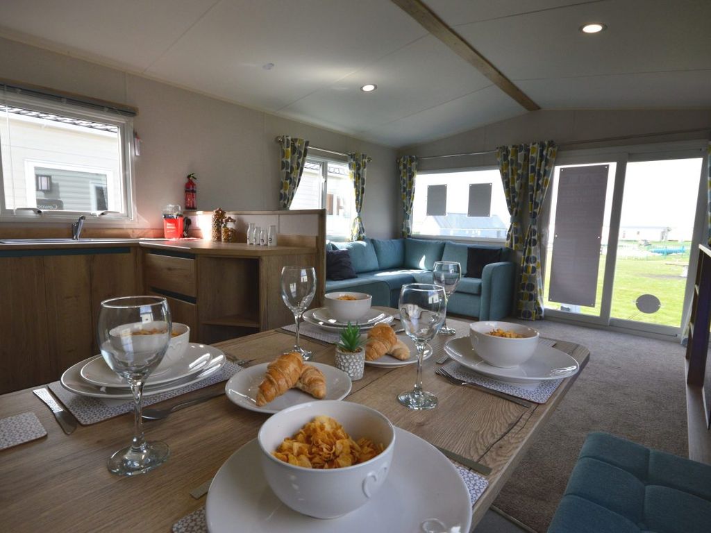 2 bed property for sale in St. Johns Road, Whitstable CT5, £59,995 Zoopla