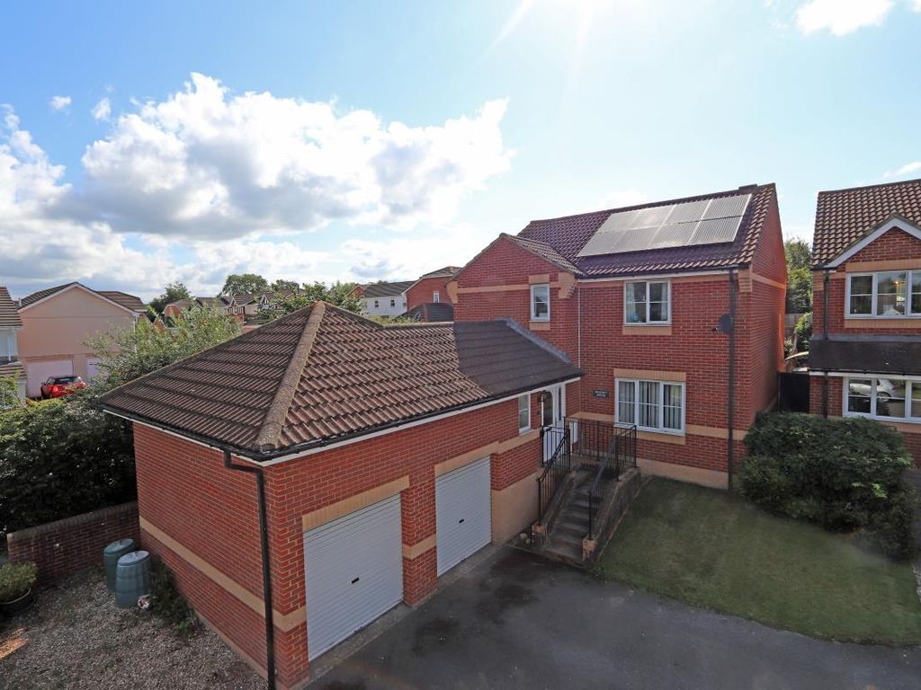 4 bed property for sale in Drive, Cullompton EX15 Zoopla