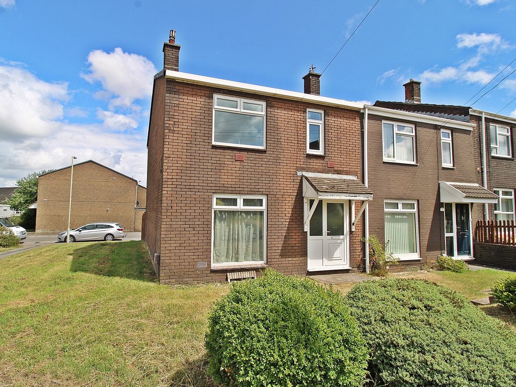 3 bed end terrace house for sale in Hazel Dene, Llanharry, Pontyclun