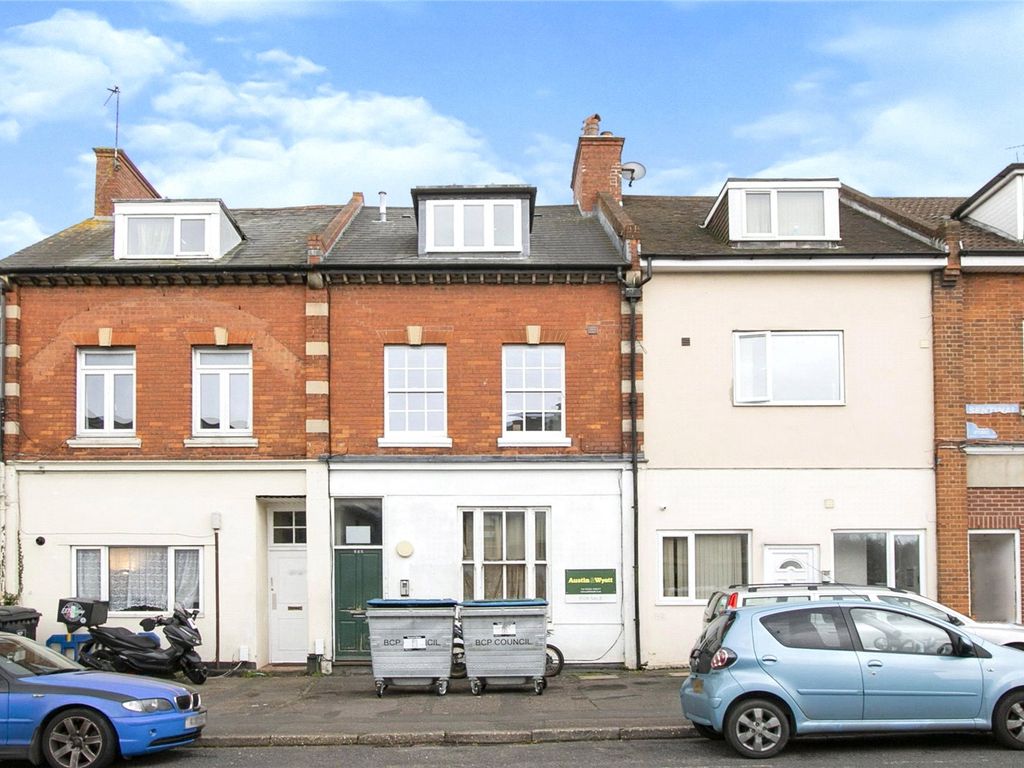 1 bed flat for sale in Holdenhurst Road, Bournemouth BH8, £100,000 Zoopla