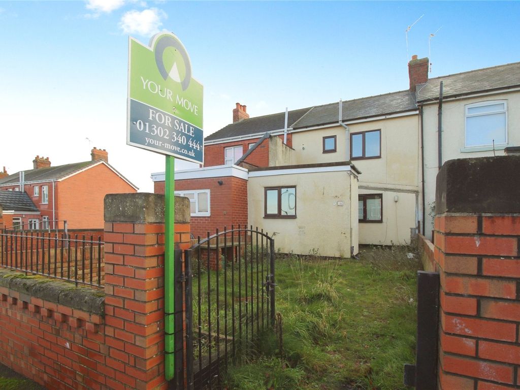 3 bed terraced house for sale in South Street, Highfields, Doncaster