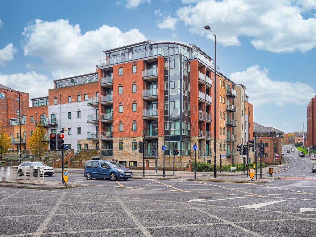 2 bed flat for sale in Ecclesall Road, The Brew House S11, £180,000
