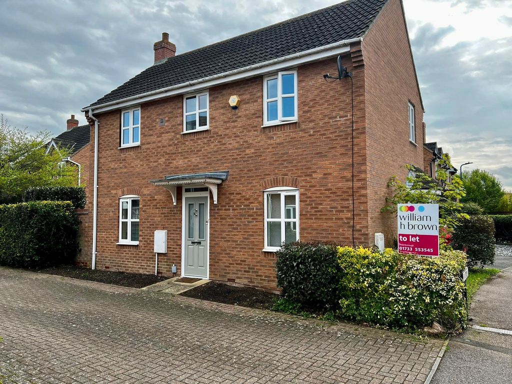 3 bed property to rent in Crystal Drive, Sugar Way, Peterborough PE2