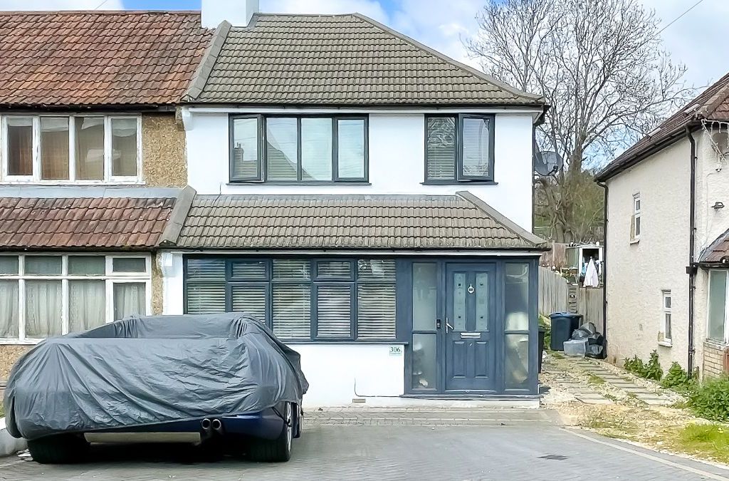 3 bed terraced house for sale in Chipstead Valley Road, Coulsdon CR5