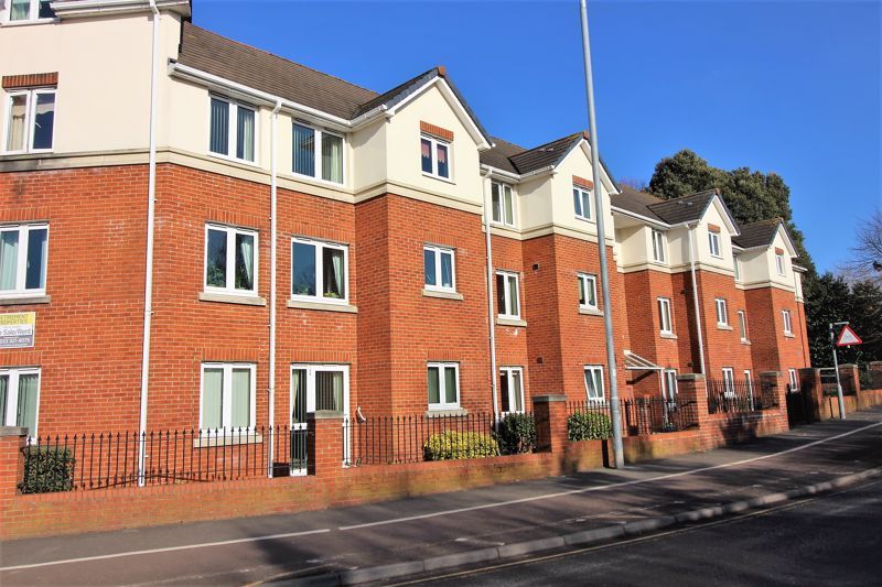 1 bed property for sale in Victoria Avenue, Chard TA20 Zoopla