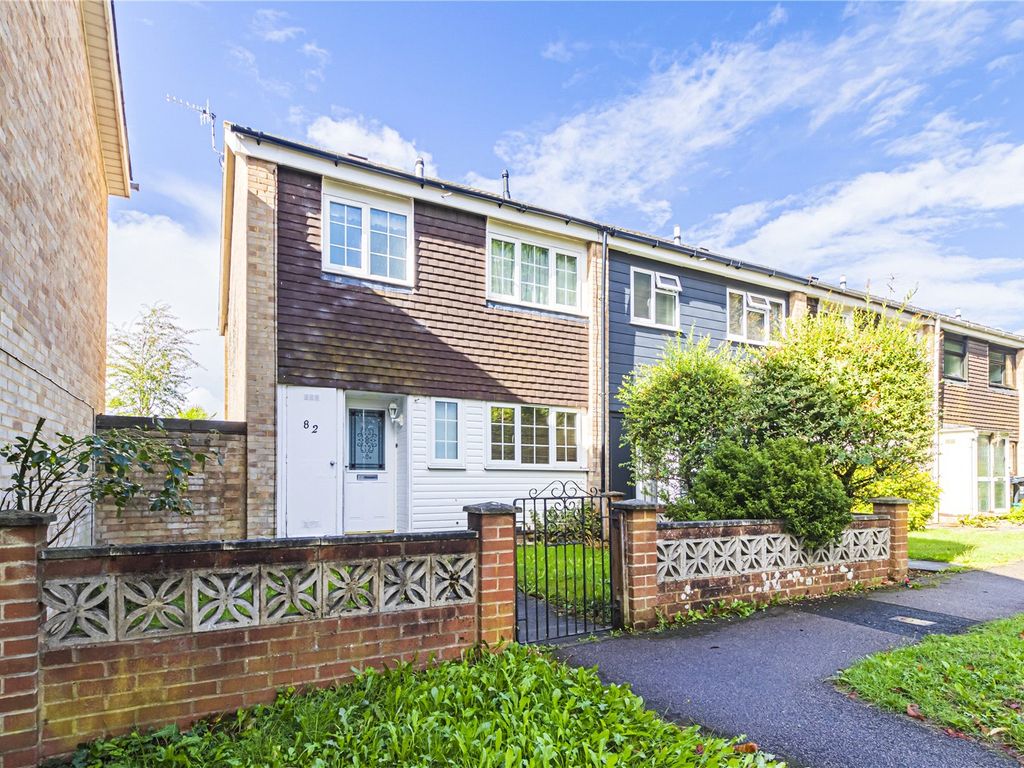 3 bed end terrace house for sale in Lockers Park Lane, Hemel Hempstead