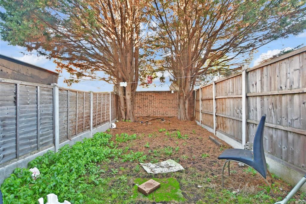 2 bed terraced house for sale in Harrow Road, Ilford, Essex IG1 Zoopla