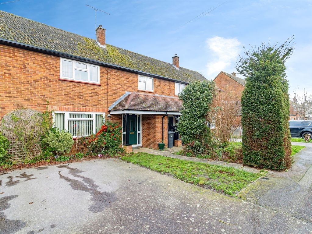 3 bed terraced house for sale in Weston Avenue, Leighton Buzzard LU7, £