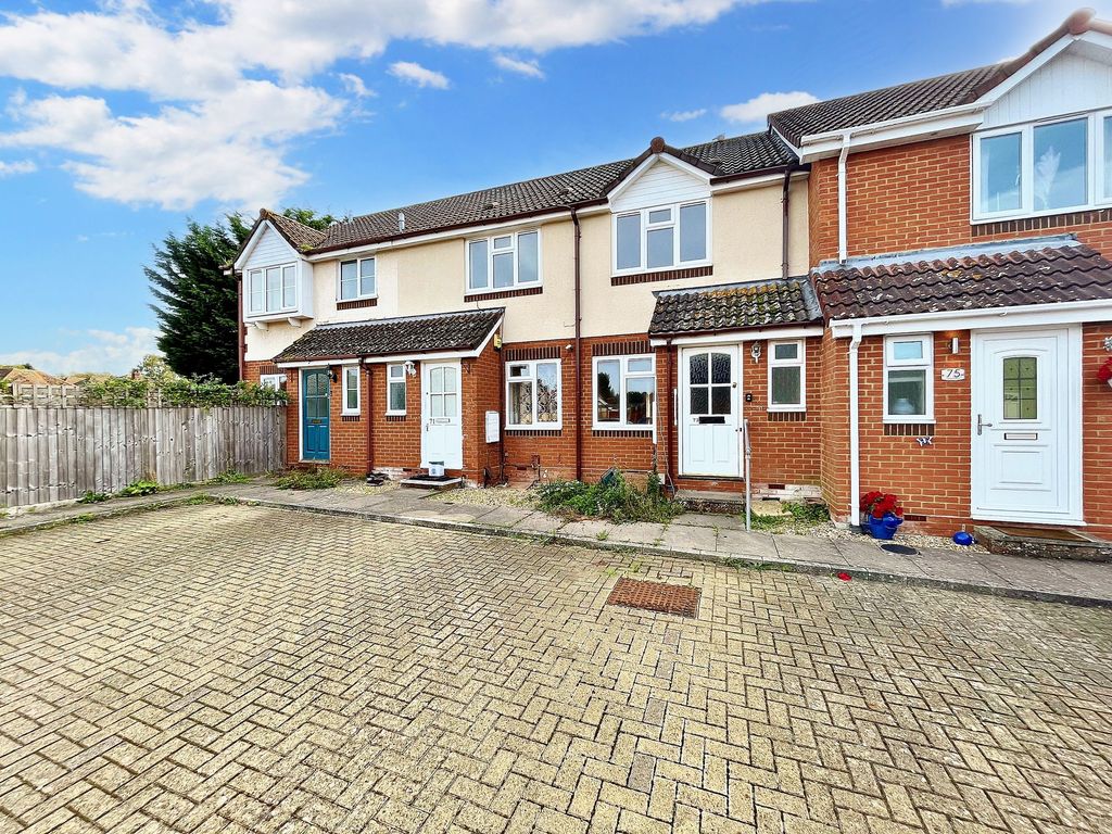 2 bed terraced house for sale in Samor Way, Didcot OX11, £250,000 Zoopla