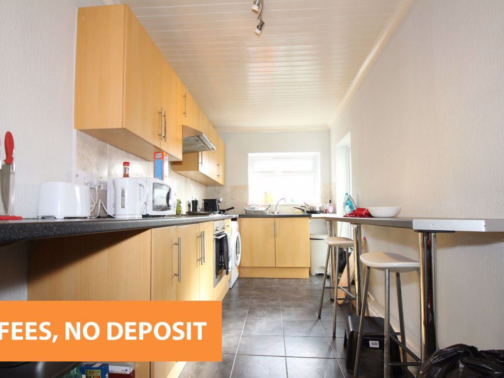 4 bed terraced house to rent in Llantrisant Street, Cathays, Cardiff