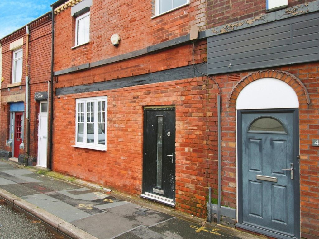 2 bed flat to rent in Junction Lane, St. Helens, Merseyside WA9, £700