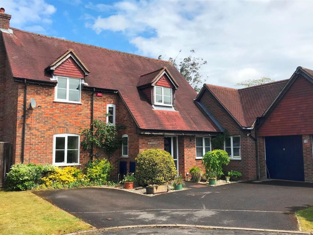 4 bed detached house for sale in The Gabriels, Newbury RG14 Zoopla