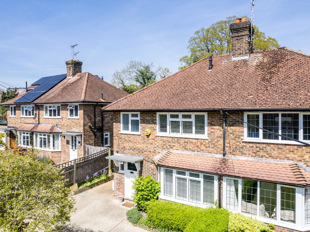 3 bed semidetached house for sale in College Road, Haywards Heath RH16