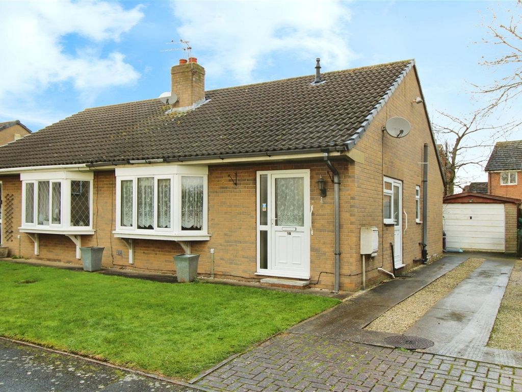 2 bed semidetached bungalow for sale in Millfield Drive, Camblesforth YO8, £150,000 Zoopla