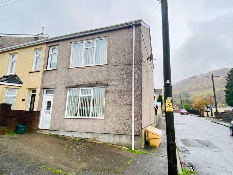 3 bed terraced house for sale in Marlborough Road, Six Bells