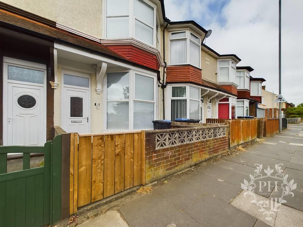 3 bed terraced house for sale in Westbourne Grove, North Ormesby