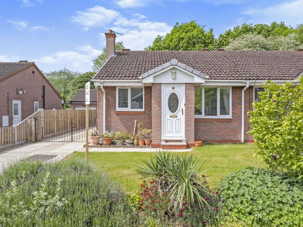 2 bed semidetached bungalow for sale in Lower Mill Close, Goldthorpe